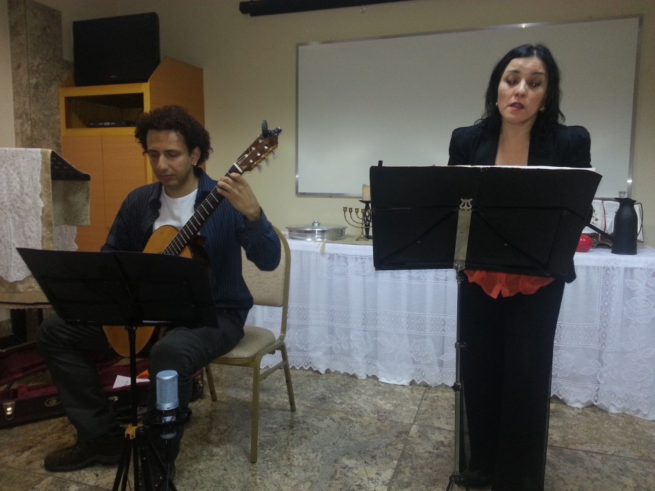 Duo Lachrimae na Série Prismas Musicais - Setembro